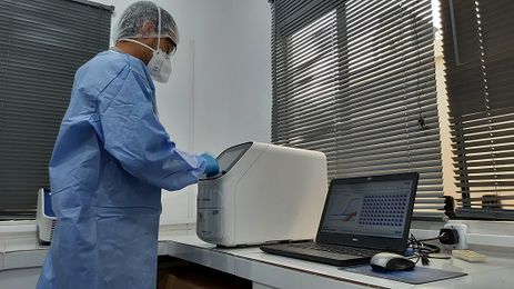 Fiocruz Rondônia/Divulgação Rio de Janeiro (RJ) - Pesquisadores descreveram método molecular para a quantificação da carga viral de indivíduos portadores de hepatite Delta
Foto: Fiocruz Rondônia/Divulgação