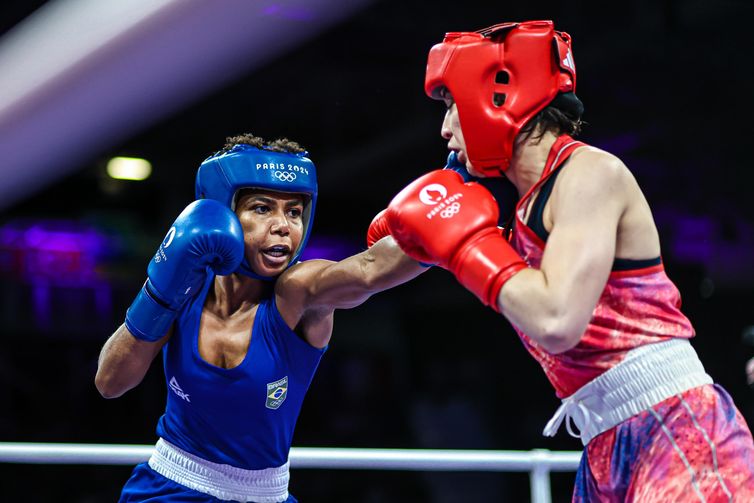 Wander Roberto/COB/Direitos Reservados Jucielen Romeu estreia com vitória sobre norte-americana e avança às quartas no boxe em Paris - em 02/08/2024