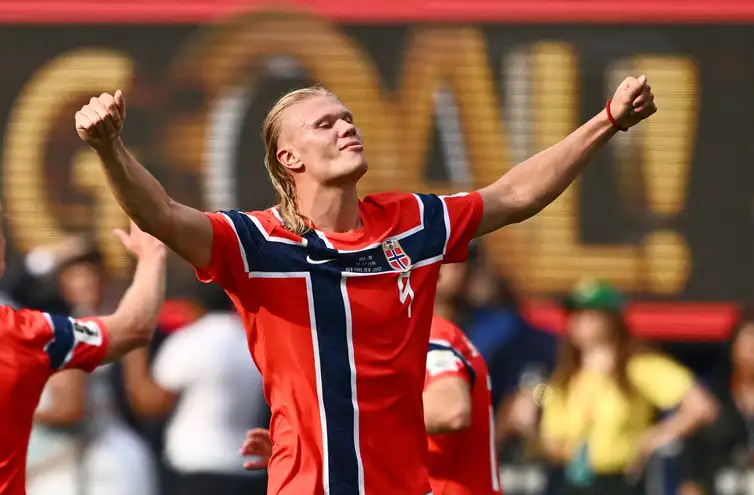 REUTERS/Dylan Martinez/Proibida reprodução Soccer Football - FIFA World Cup 2026 - Round of 16 - Brazil v Norway - New York New Jersey Stadium, East Rutherford, New Jersey, U.S. - July 5, 2026
Norway's Erling Haaland celebrates scoring their second goal REUTERS/Dylan Martinez