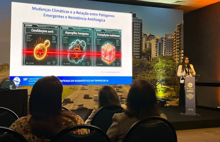 Sarah Tavares/ Arquivo Pessoal Mudanças climáticas já levam ao aumento de doenças infecciosas . Na foto a professora da UFES Sarah Gonçalves Tavares . Foto: Sarah Tavares/ Arquivo Pessoal